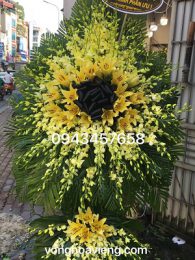 lẵng hoa lan vàng giá 1tr400