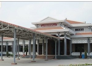 Vòng hoa viếng tại nhà tang lễ Cầu Giấy