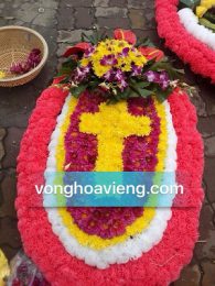 vòng hoa đạo thiên chúa giáo