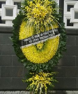 vòng hoa lan vàng 2 tầng