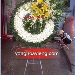 vòng hoa sài gòn lan trắng