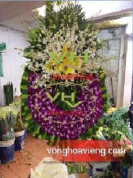 Vòng hoa tím trắng 1300k
