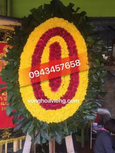 vong-hoa-cuc-vang Vòng hoa tươi cả 600k