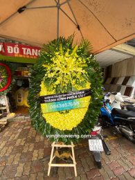 Vòng hoa to đại giá 1800k