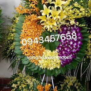Vòng hoa tang lễ tím vàng