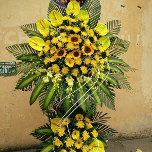 Vòng hoa tang lễ tại khoái châu