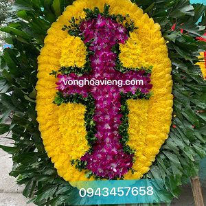 vòng hoa chữ thập đạo thiên chúa